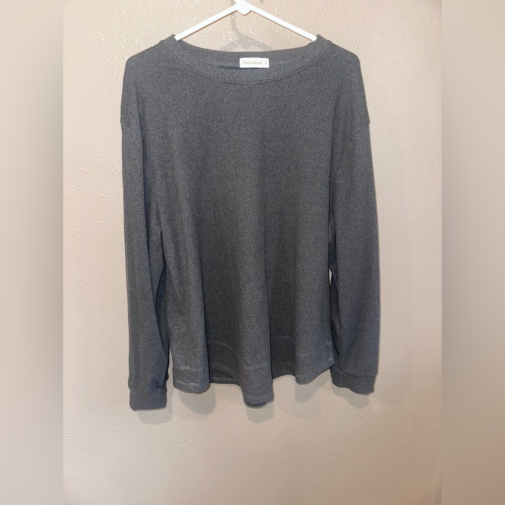 Long Sleeve Heather Gray Crewneck Top